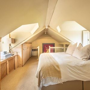 Deluxe Double Room Bath
